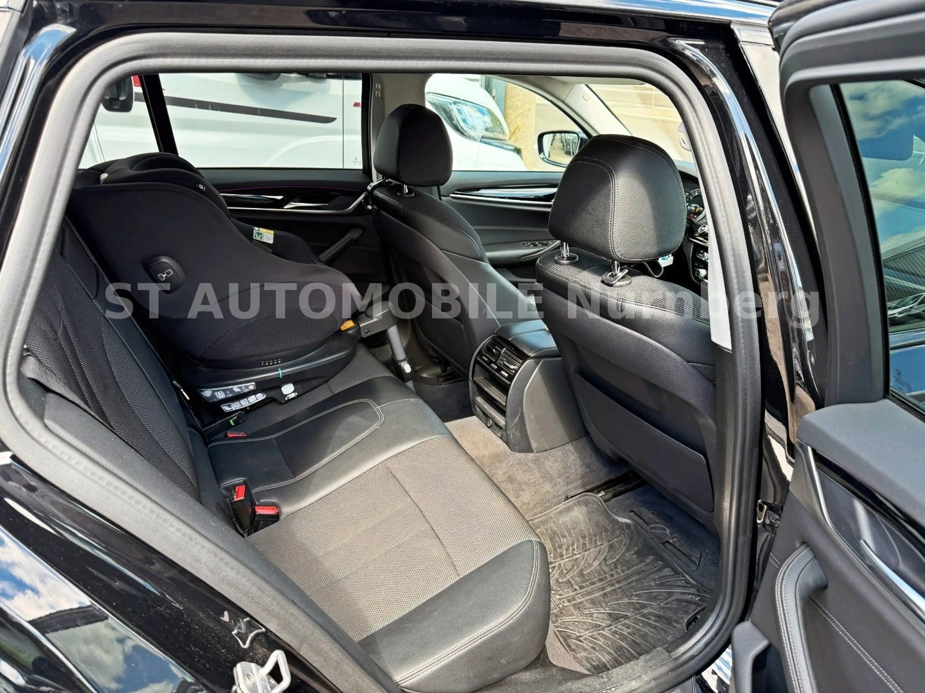 BMW 530 i Touring Sport Line*KAMERA*ACC*LED*HEADUP* — photo 14