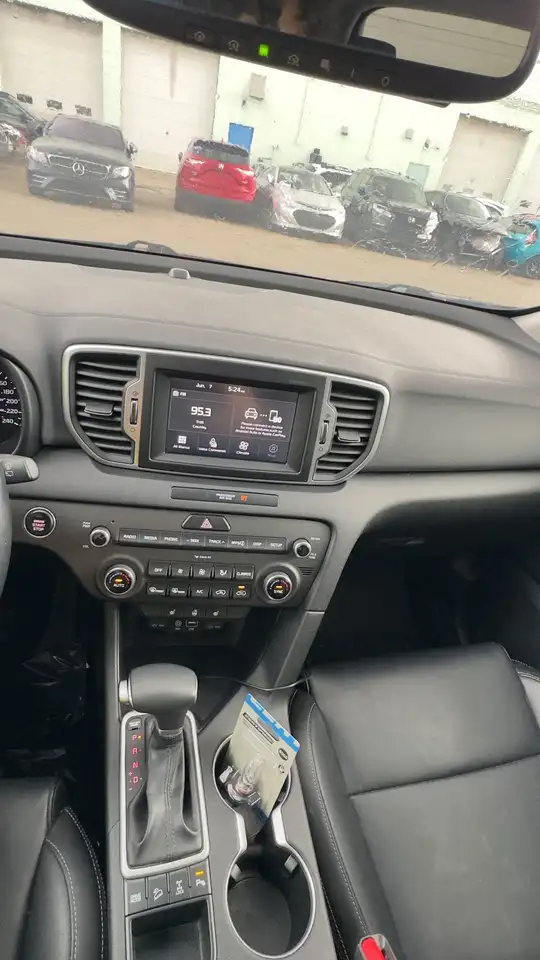 Kia Sportage снимка Kia Sportage