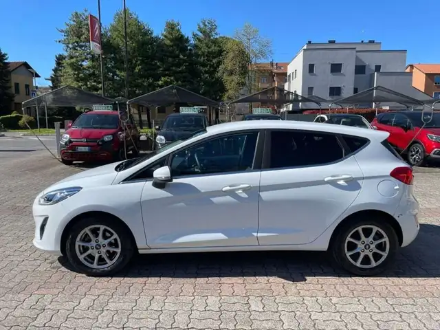 Ford Fiesta view 2