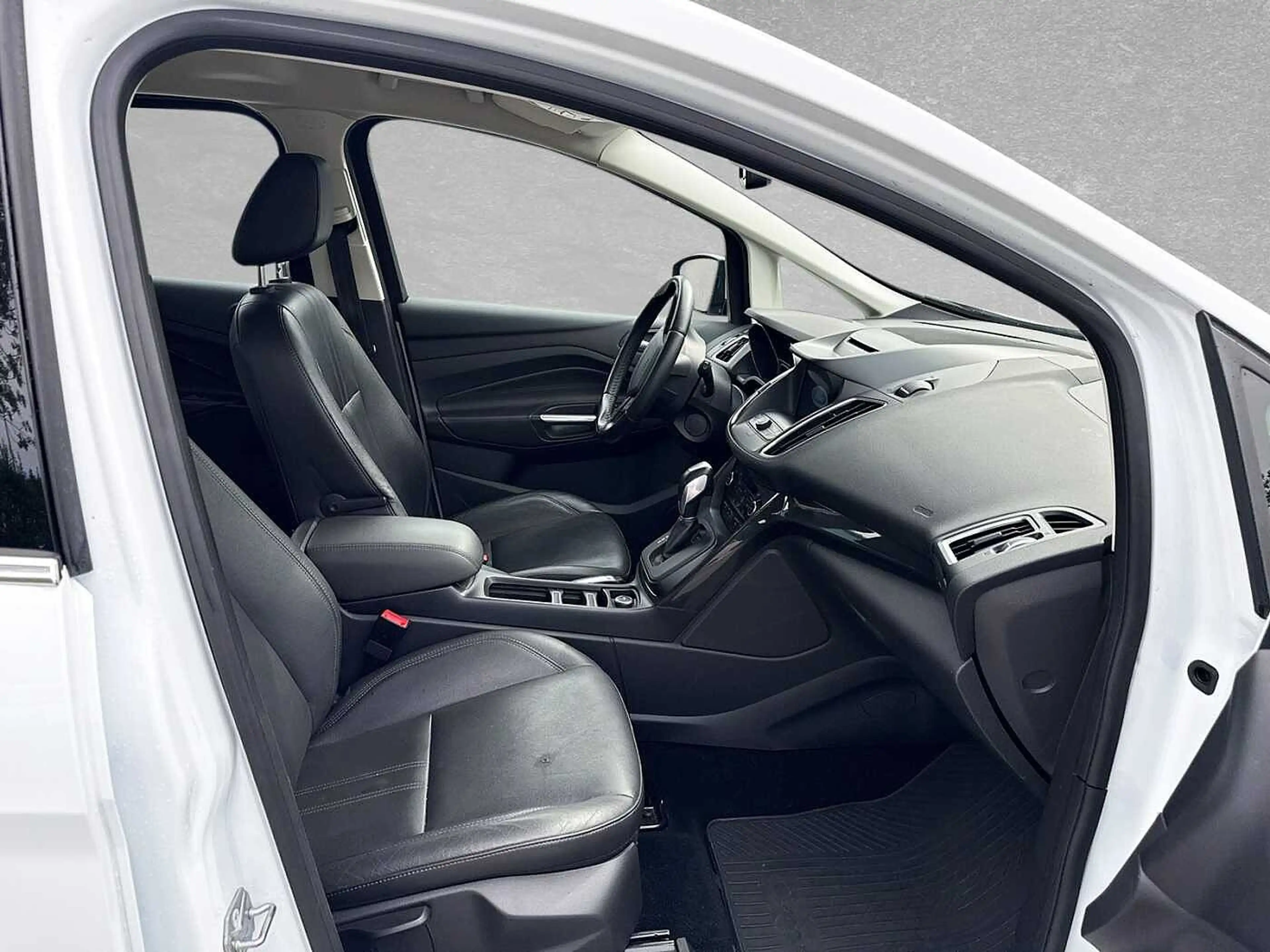 Ford Grand C-Max 2.0 TDCi PowerShift Titanium — photo 3