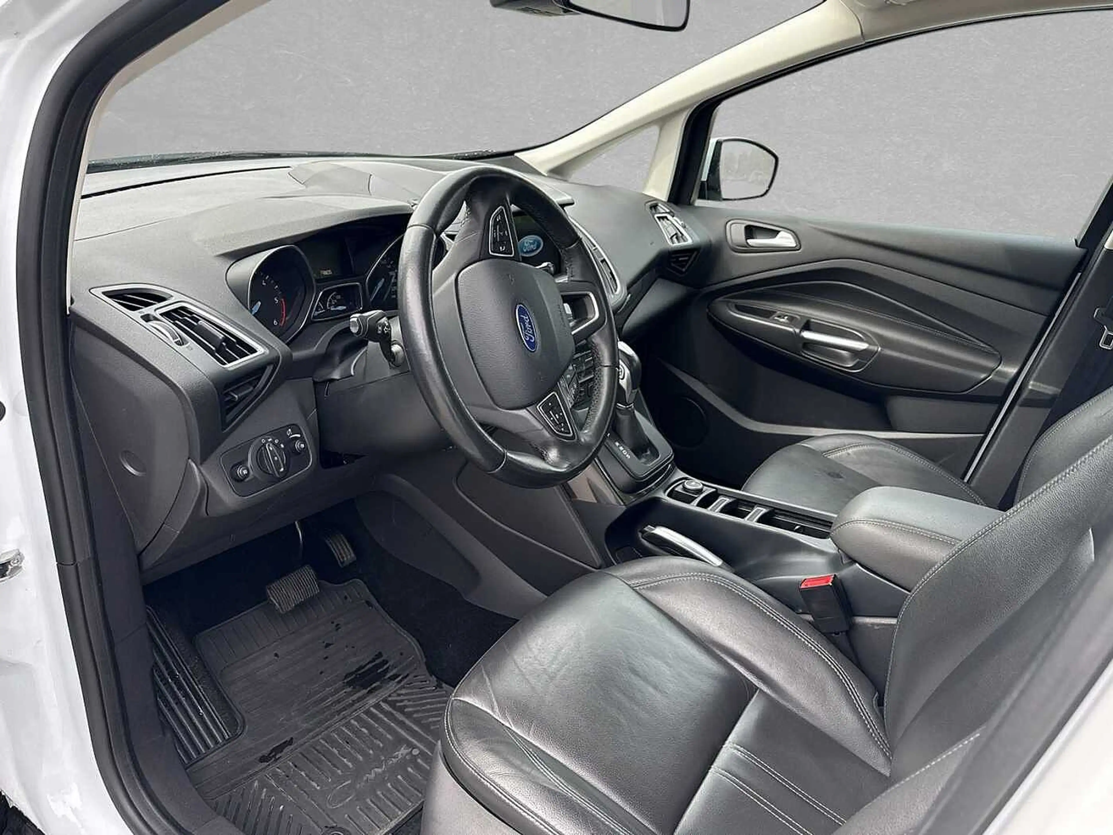 Ford Grand C-Max 2.0 TDCi PowerShift Titanium — photo 5