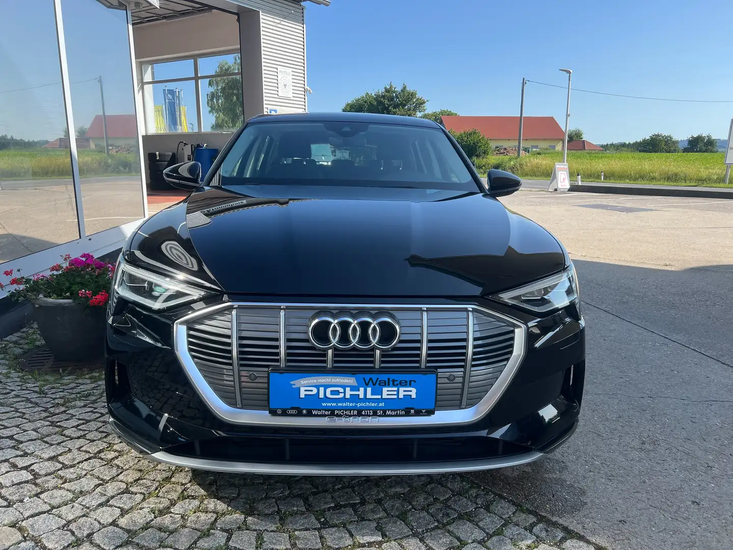 Audi e-tron 55 quattro advanced Schwarz - 2