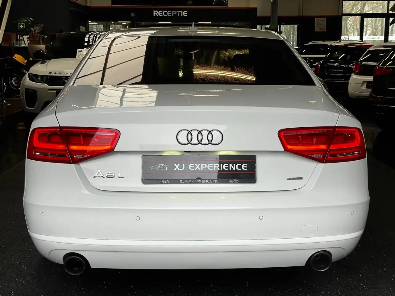 AUDI A8L 4.2 FSI 373ch - QUATTRO EXCLUSIVE - SELLERIE CUIR - TOIT OUVRANT