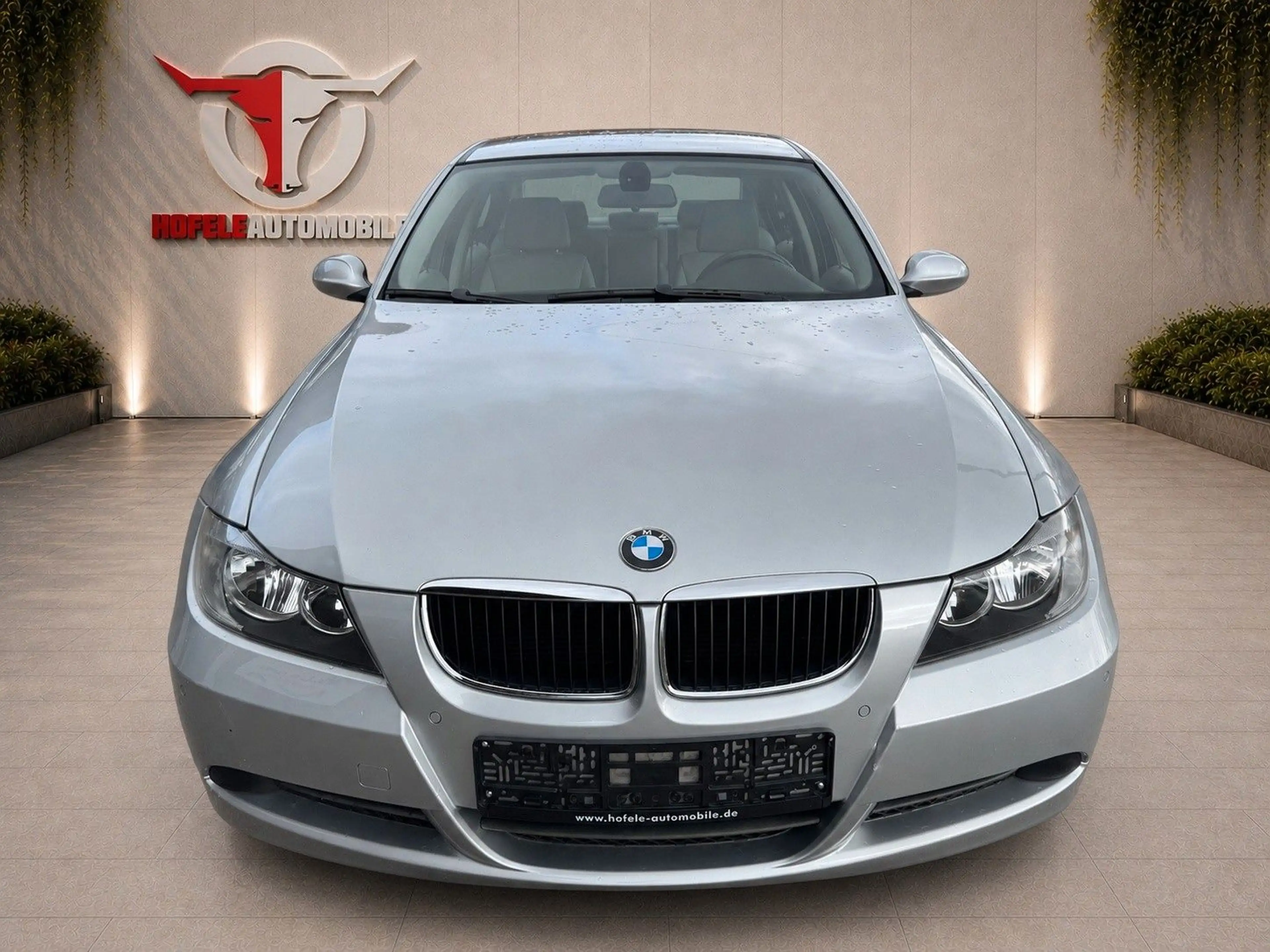 BMW 320 i Limousine**KLIMA/LEDER/69 TSD KM** — photo 5