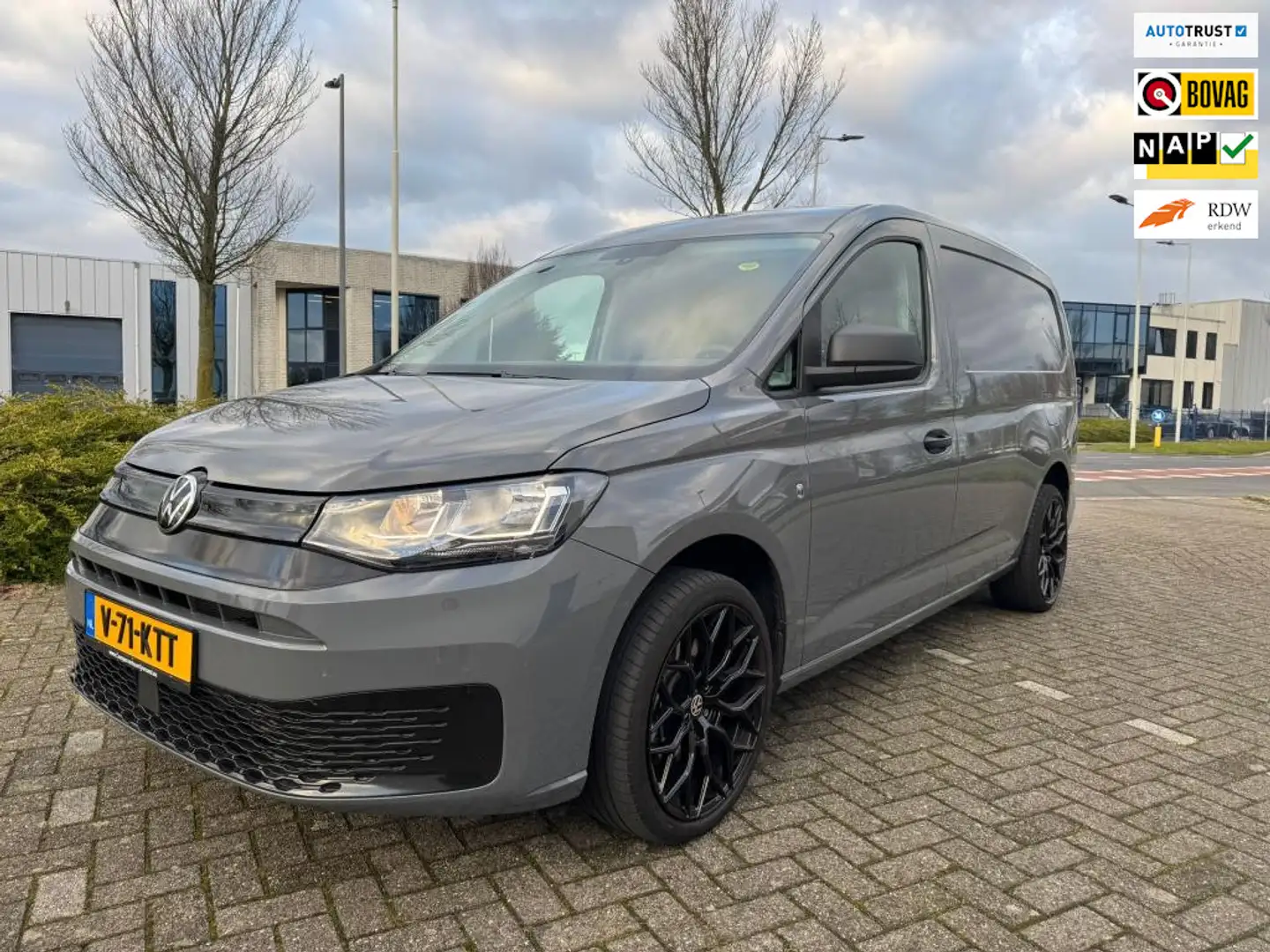 Volkswagen Caddy Cargo Maxi 1.5 TSI Style Grijs - 1
