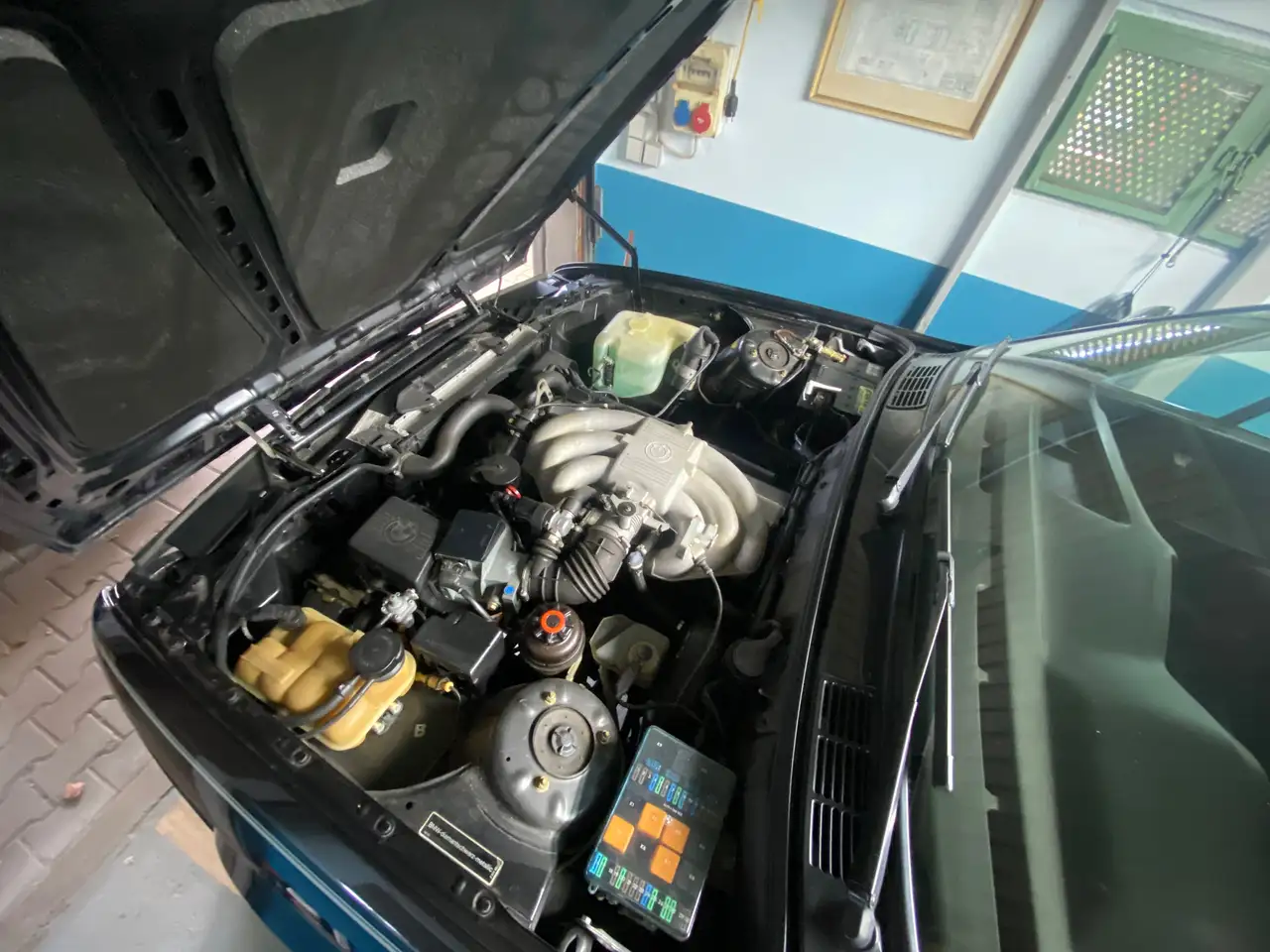 BMW 325i, foto 7