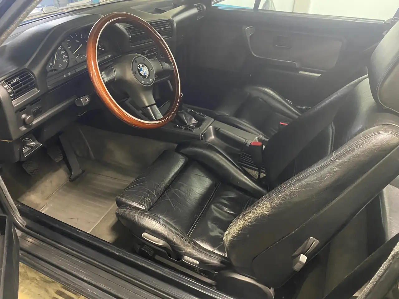 BMW 325i, foto 10