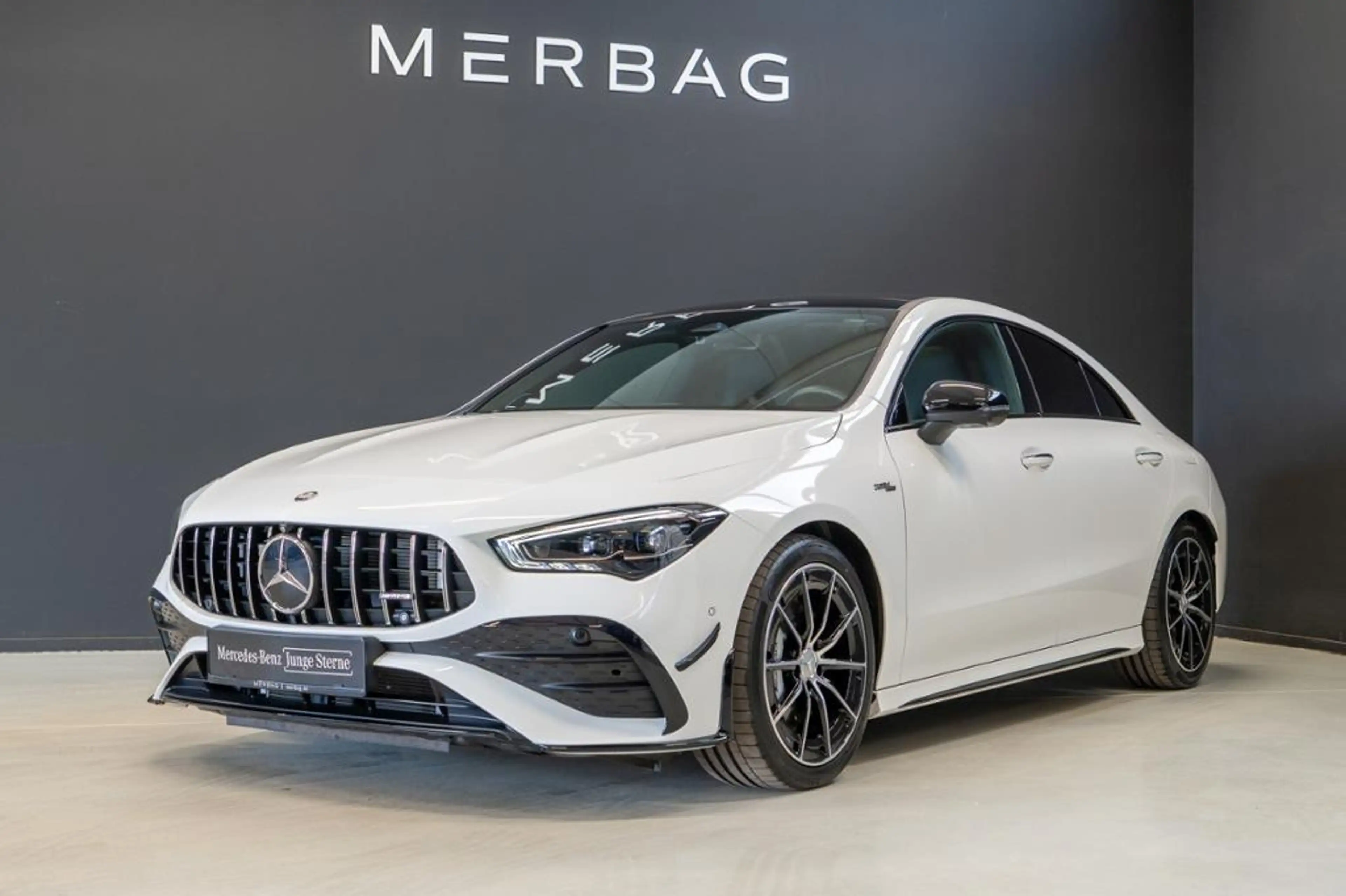 Mercedes-Benz CLA 35 AMG AMG CLA 35 4M *Aero Night Pano Premium Plus