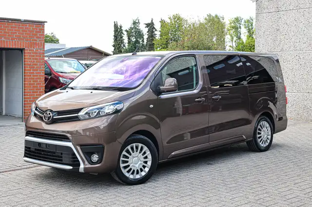 Toyota Proace 8-ZITPLAATSEN*AUTOMAAT*ACHTERUITRIJCAMERA*VERLENGDE-VERSIE*177PK*ZETELVERWARMING*