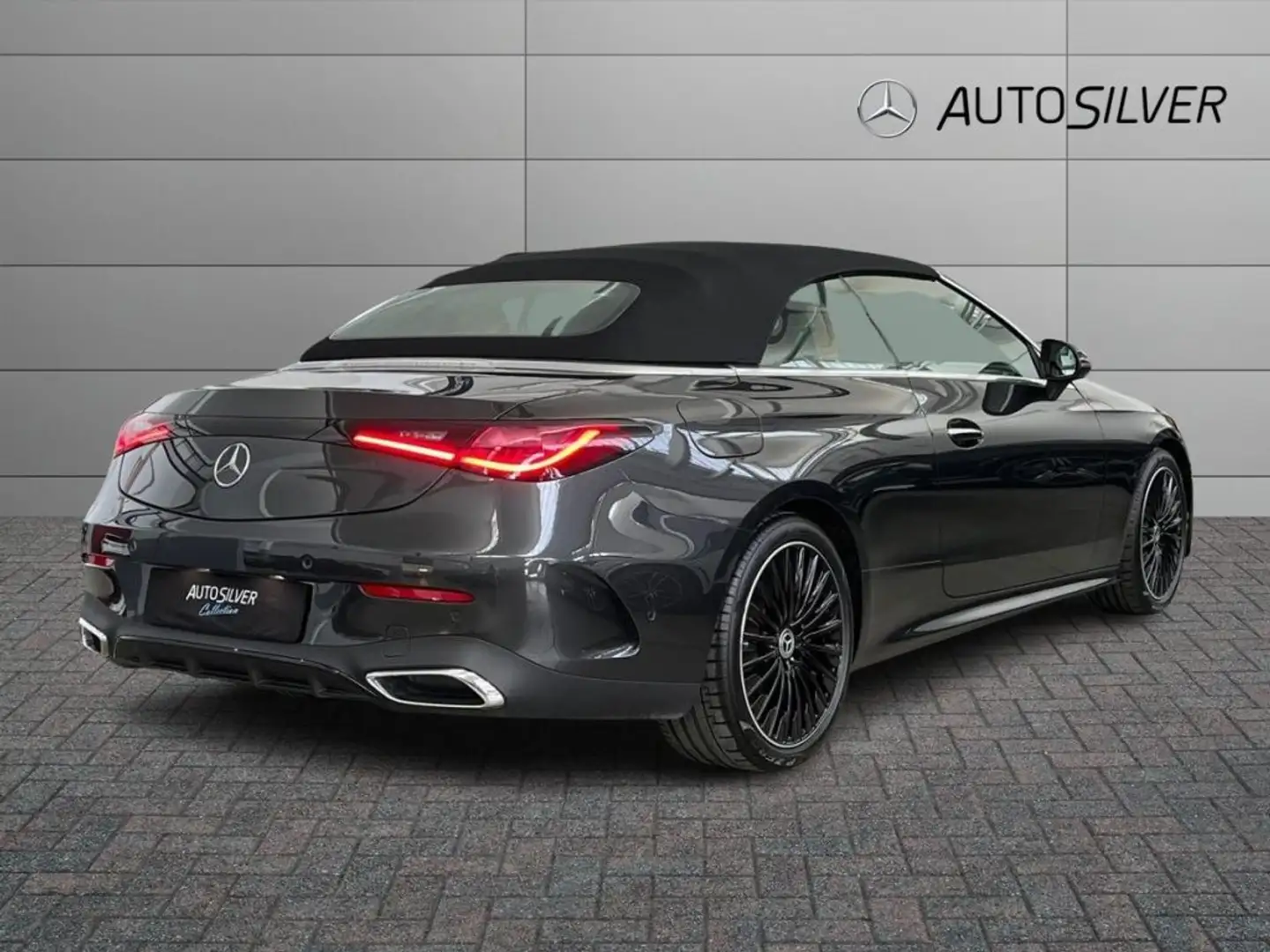 Mercedes-Benz CLE 220 d Cabrio AMG Line Advanced Grigio - 2