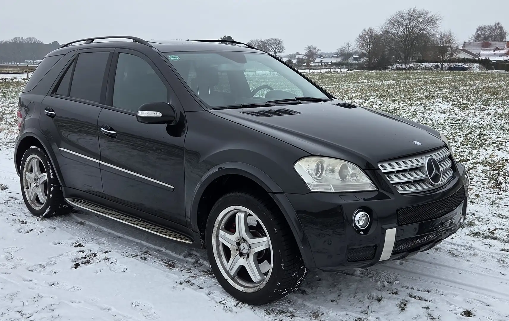 Mercedes-Benz ML 500 ML 500 4Matic 7G-TRONIC Schwarz - 1