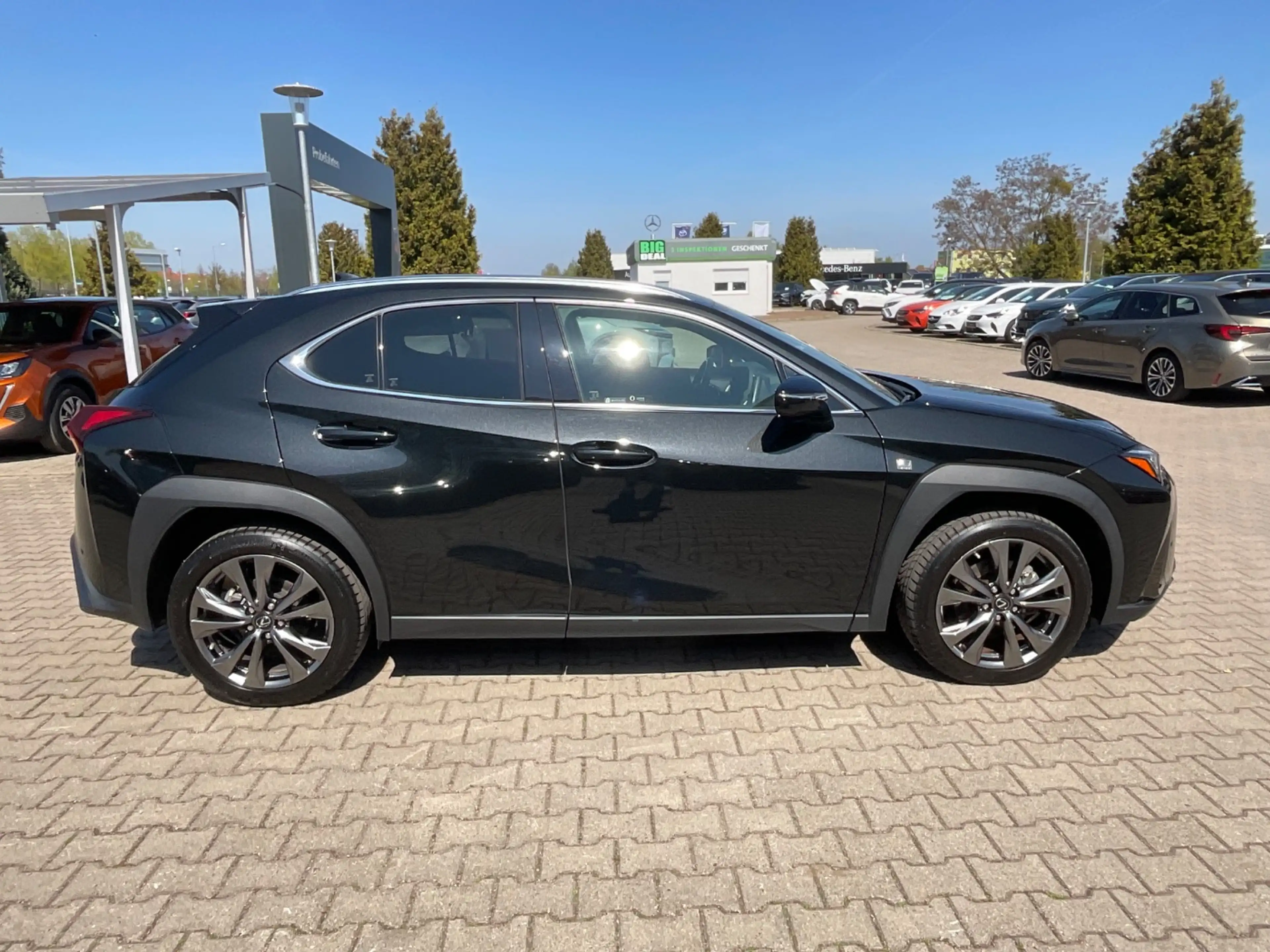 Lexus UX 250h UX 250 h F Sport Design ACC+LED+SHZ+2xKlima+Kam. — photo 7