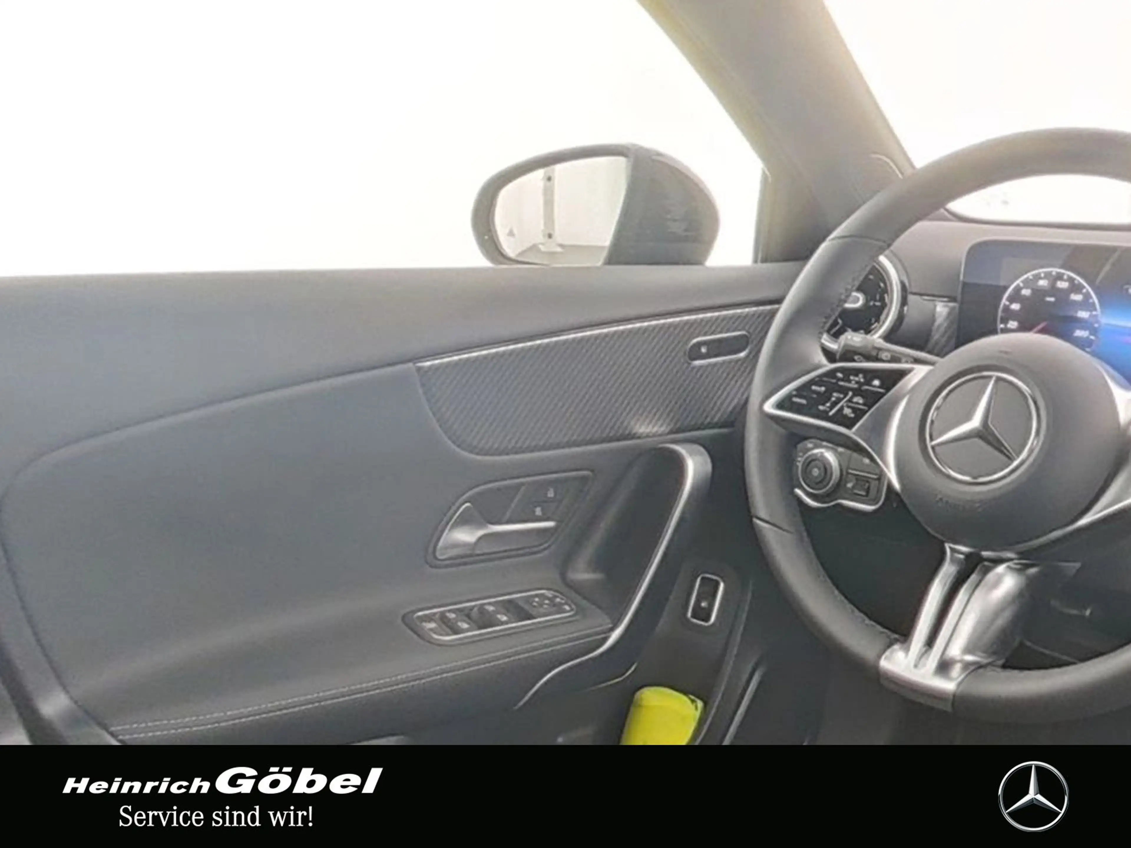 Mercedes-Benz A 250 e PROGRESSIVE+NIGHT+TOTWINKEL+CARPLAY+LED — photo 3
