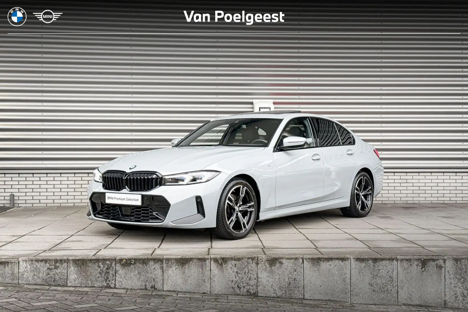 BMW 320 3 Serie Sedan 320i Driving Assistant / M Sport / I Grijs - 1