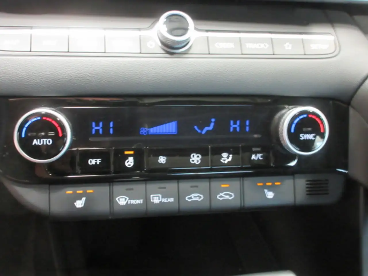 Hyundai ELANTRA снимка Hyundai ELANTRA