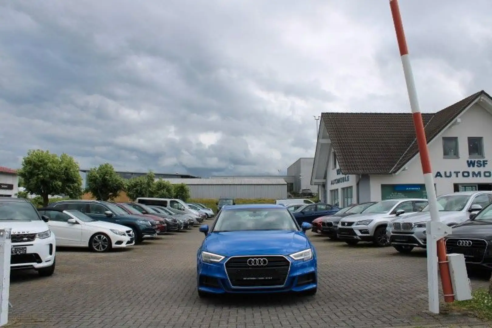 Audi A3 Sportback sport,S.Line,Sportsi,Navi-MMI,Xenon Bleu - 1