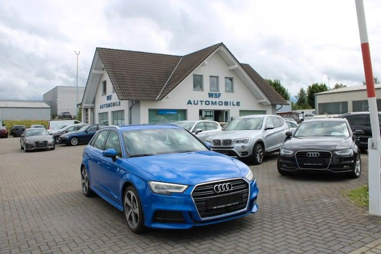 Audi A3 Sportback sport,S.Line,Sportsi,Navi-MMI,Xenon Bleu - 2