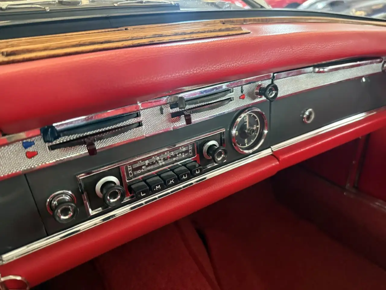 Mercedes-Benz 230 SL PAGODE, foto 11