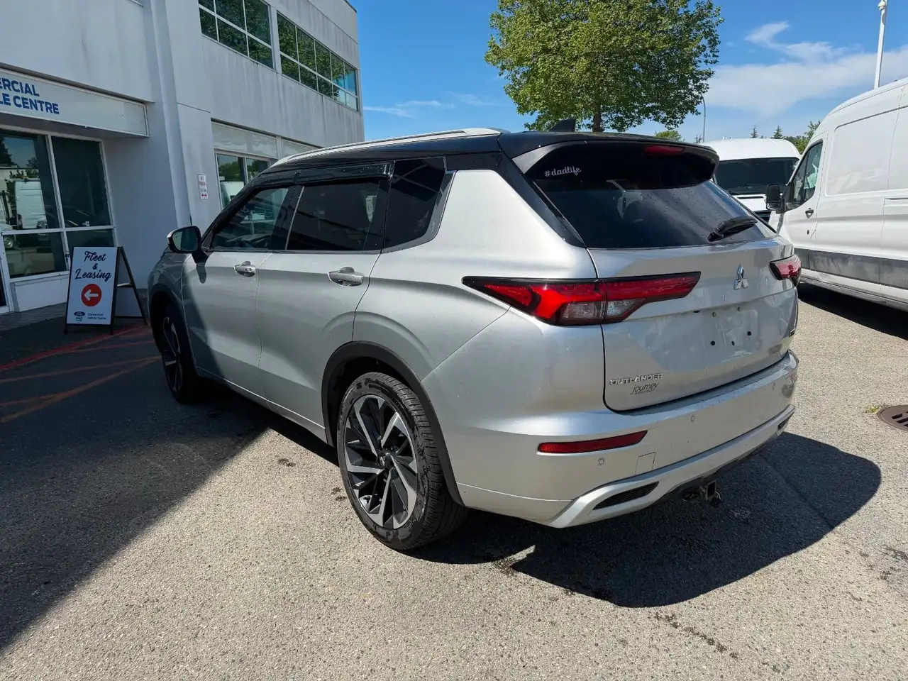 Mitsubishi Outlander снимка Mitsubishi Outlander