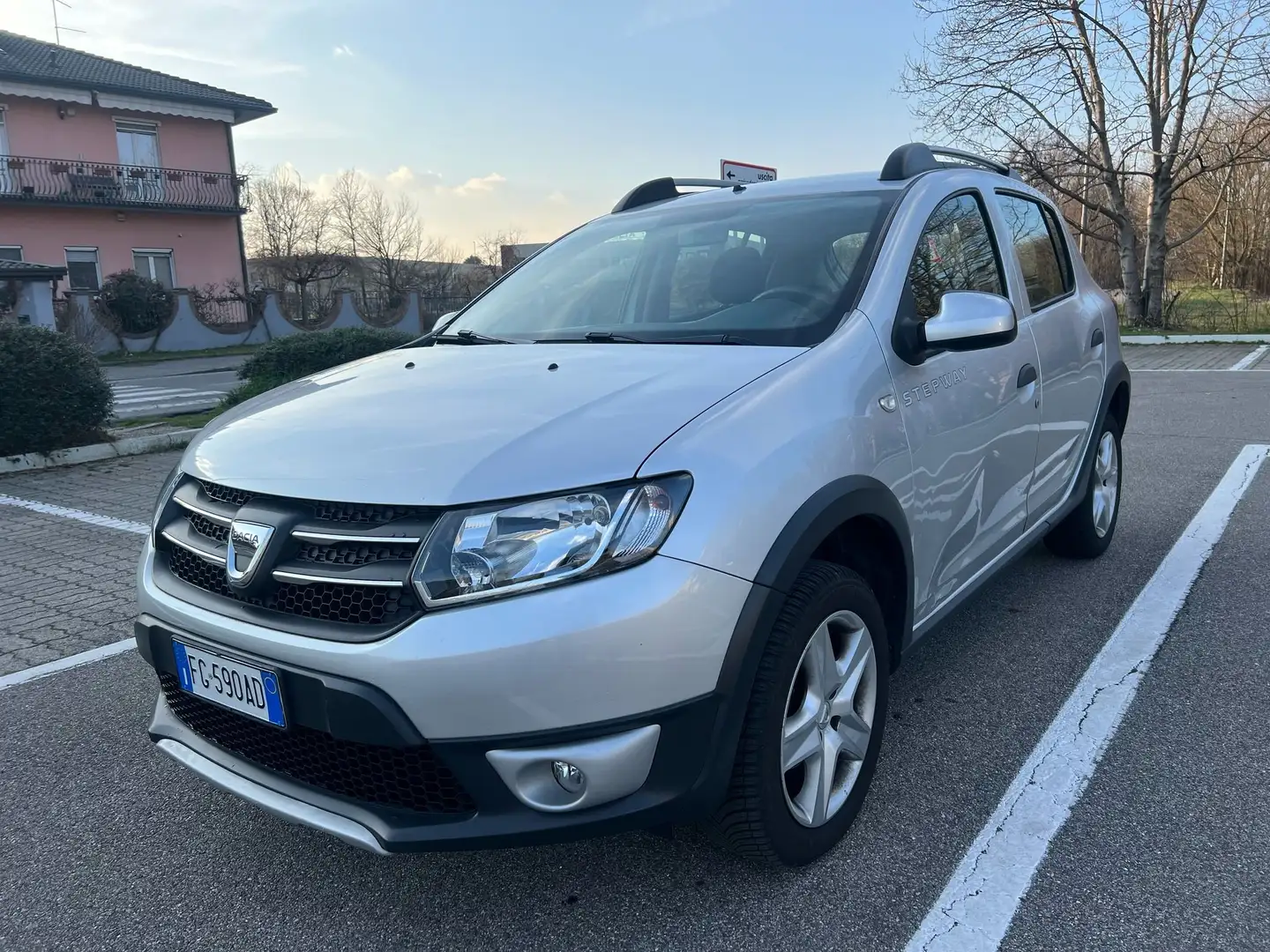 Dacia Sandero Sandero Stepway 1.5 dci (prestige) aut. (66KW) Argento - 2