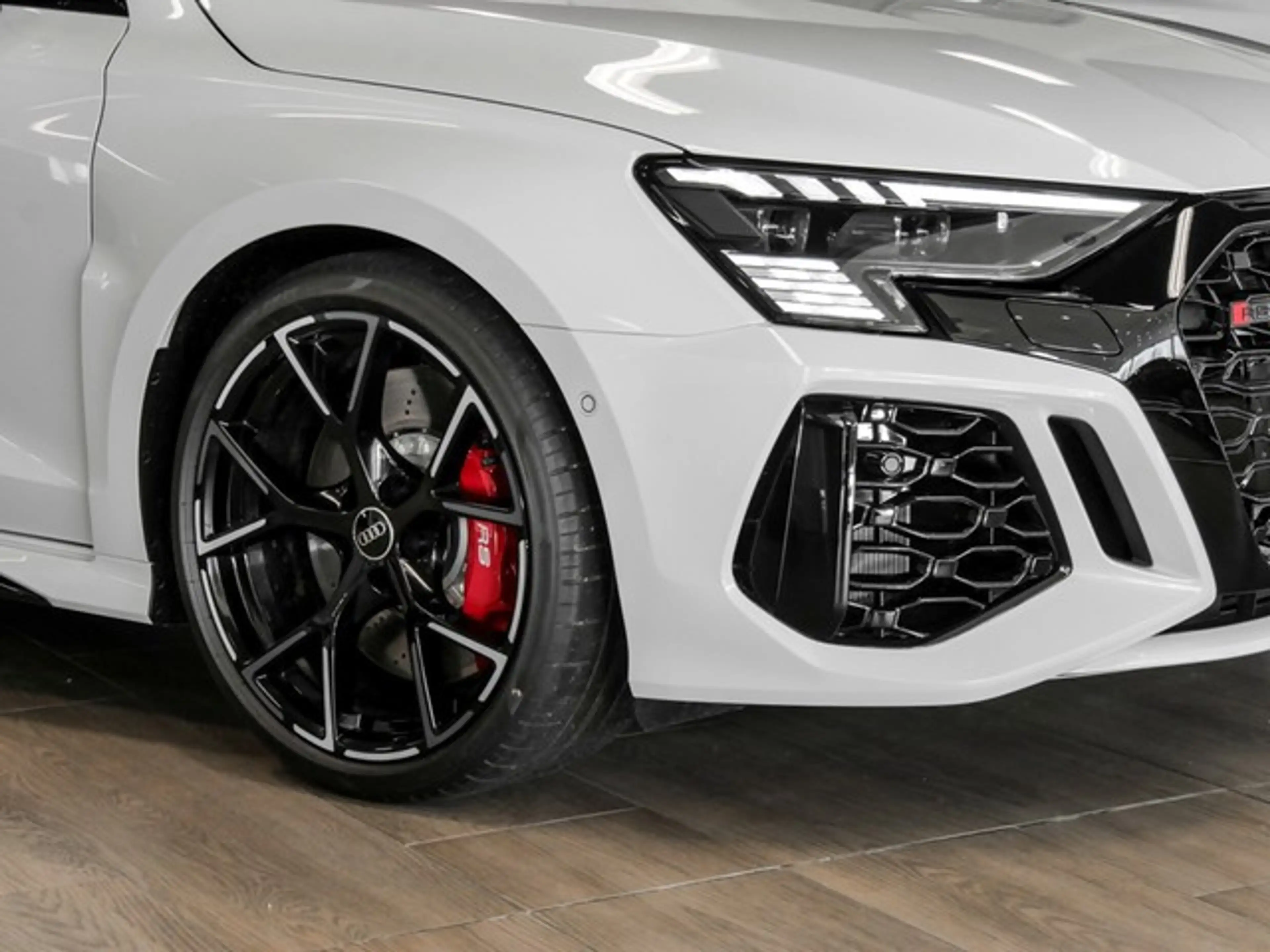 Audi RS3 Qu. BLACKPAK PANO B&O SPORTABGAS LEDER — photo 5