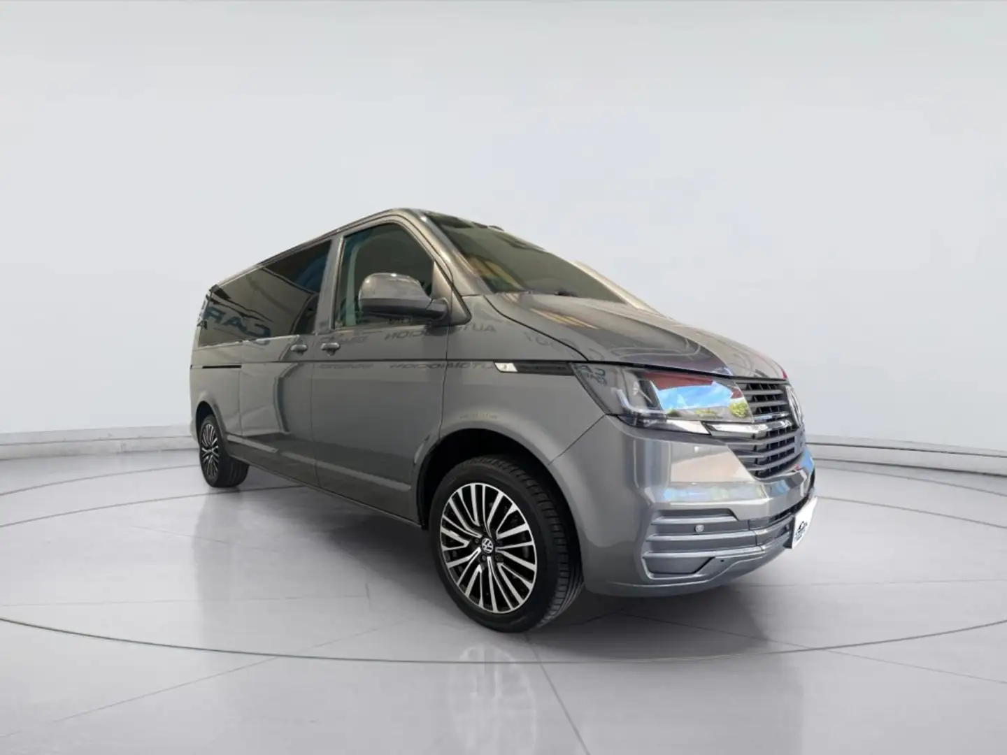 Volkswagen T5 Caravelle 2.0TDI BMT DSG Gris - 2