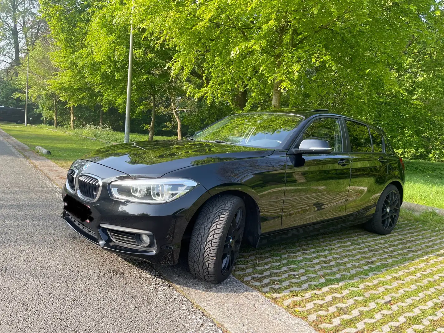 BMW 118 BMW 118I Zwart - 1