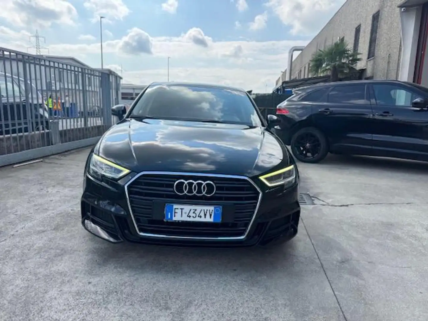 Audi A3 SPB 35 TDI S tronic S-LINE Noir - 2