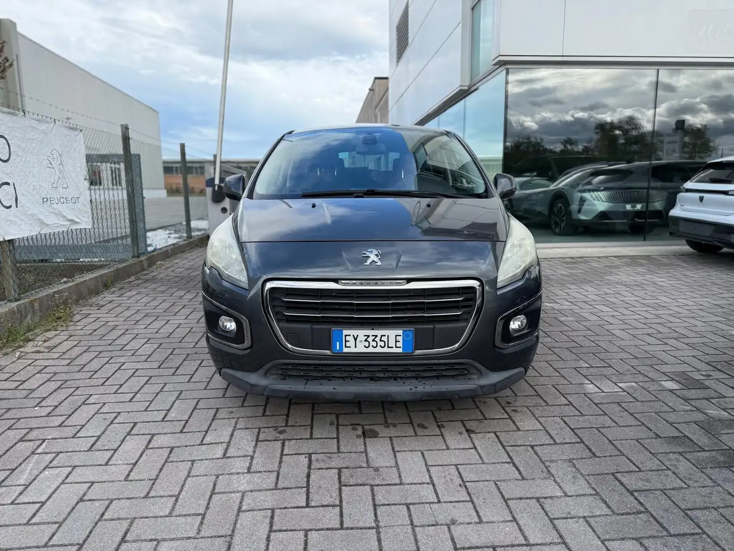 Peugeot 3008 3008 1.6 HDi 115CV Active Gri - 2