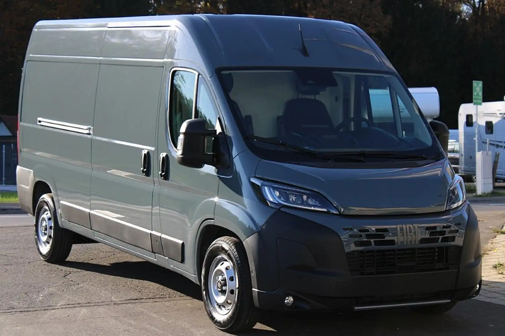 Fiat Ducato Maxi L3H2 180PS Aut Voll LED Abstandstem... Grau - 1