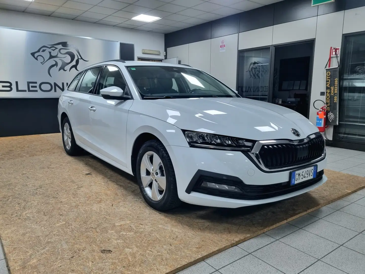 Skoda Octavia Wagon 2.0 TDI evo AMBITION 116CV DSG - 2