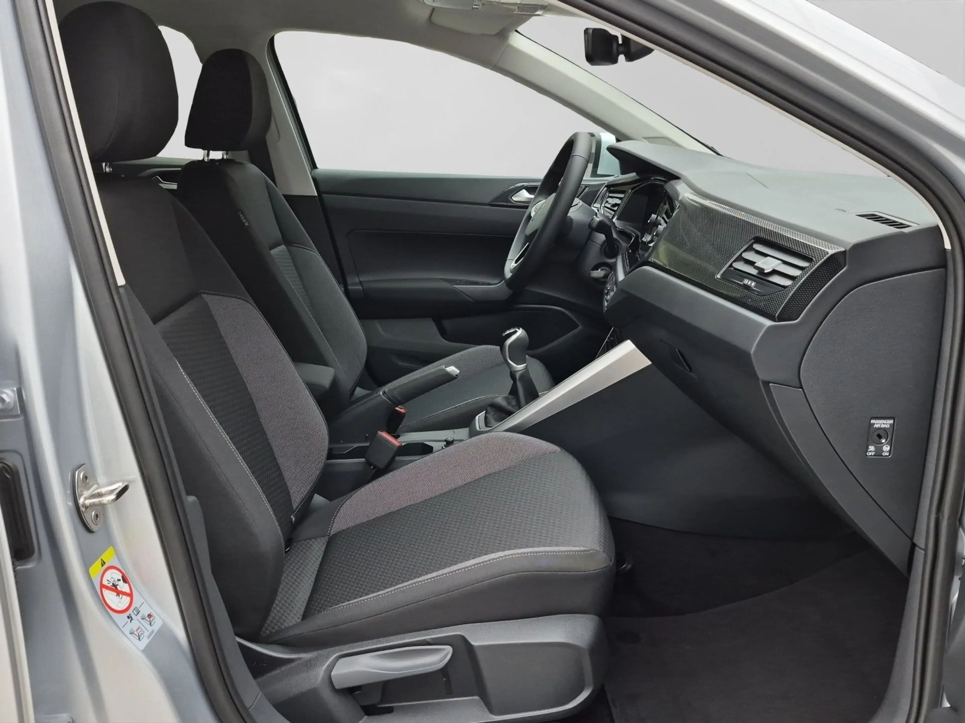 Volkswagen Taigo 1.0 TSI LIFE REAR VIEW NAVI AHK SITZHZ CLI — photo 4