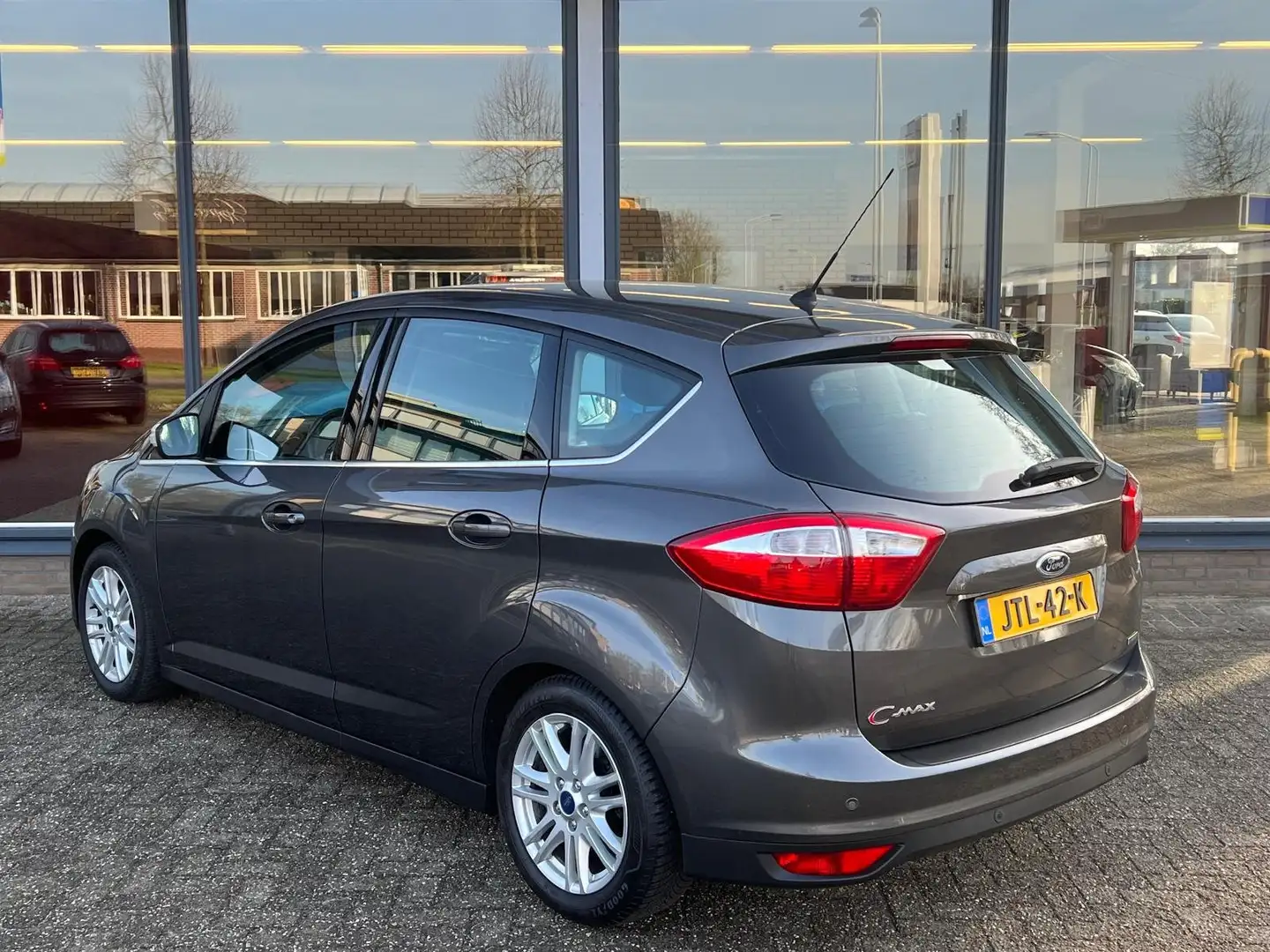 Ford C-Max 1.0 EcoBoost | Titanium | Stoelverw. | Clima | Gris - 2