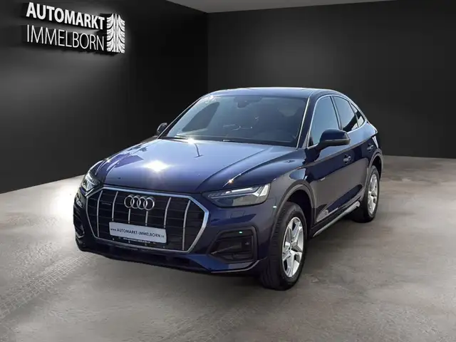 Audi Q5 view 2