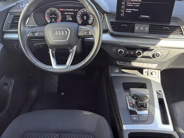 Audi Q5 view 15