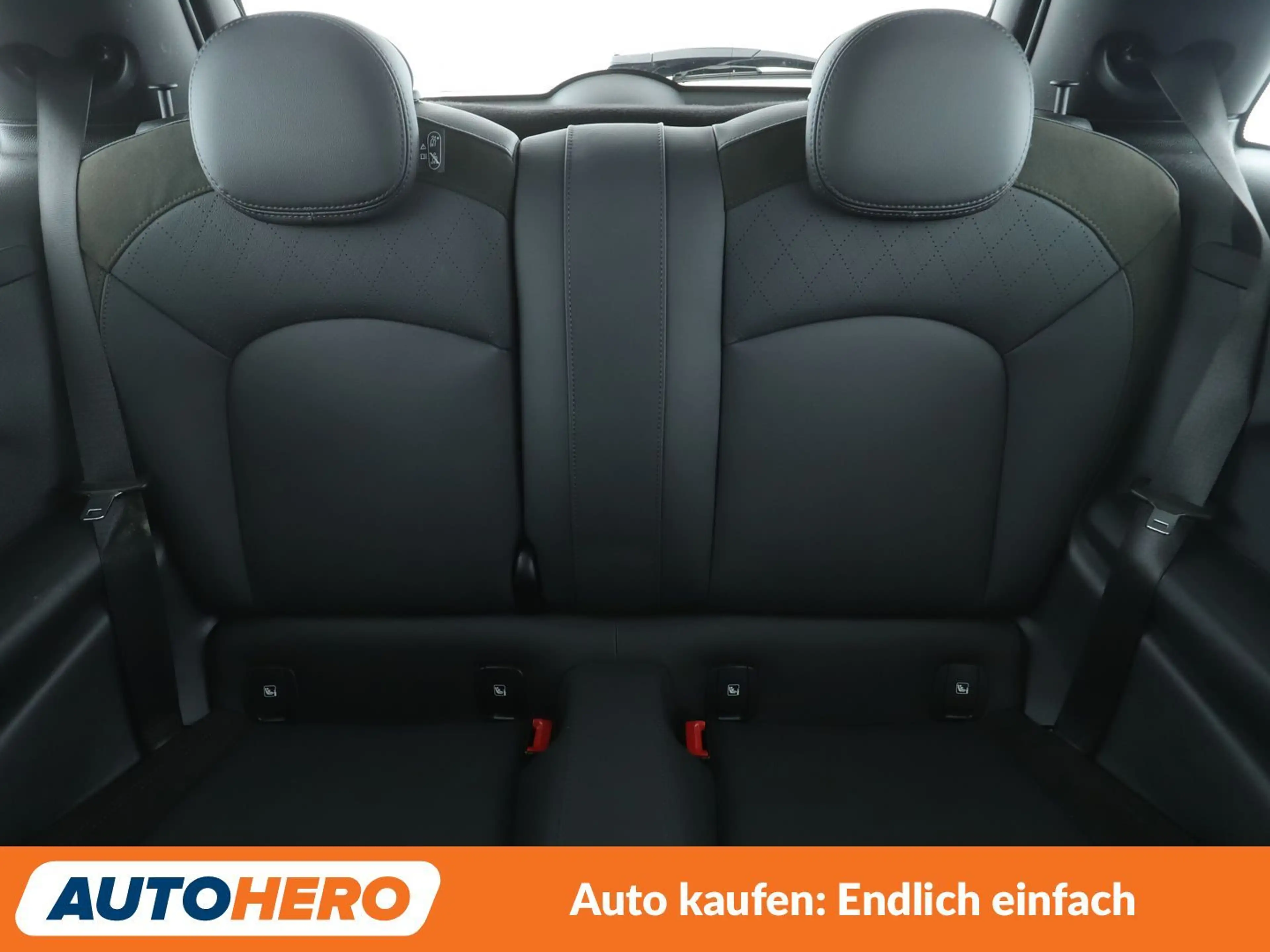 MINI Cooper SE Cooper SE Trim L Aut.*NAVI*HUD*LED* — photo 15