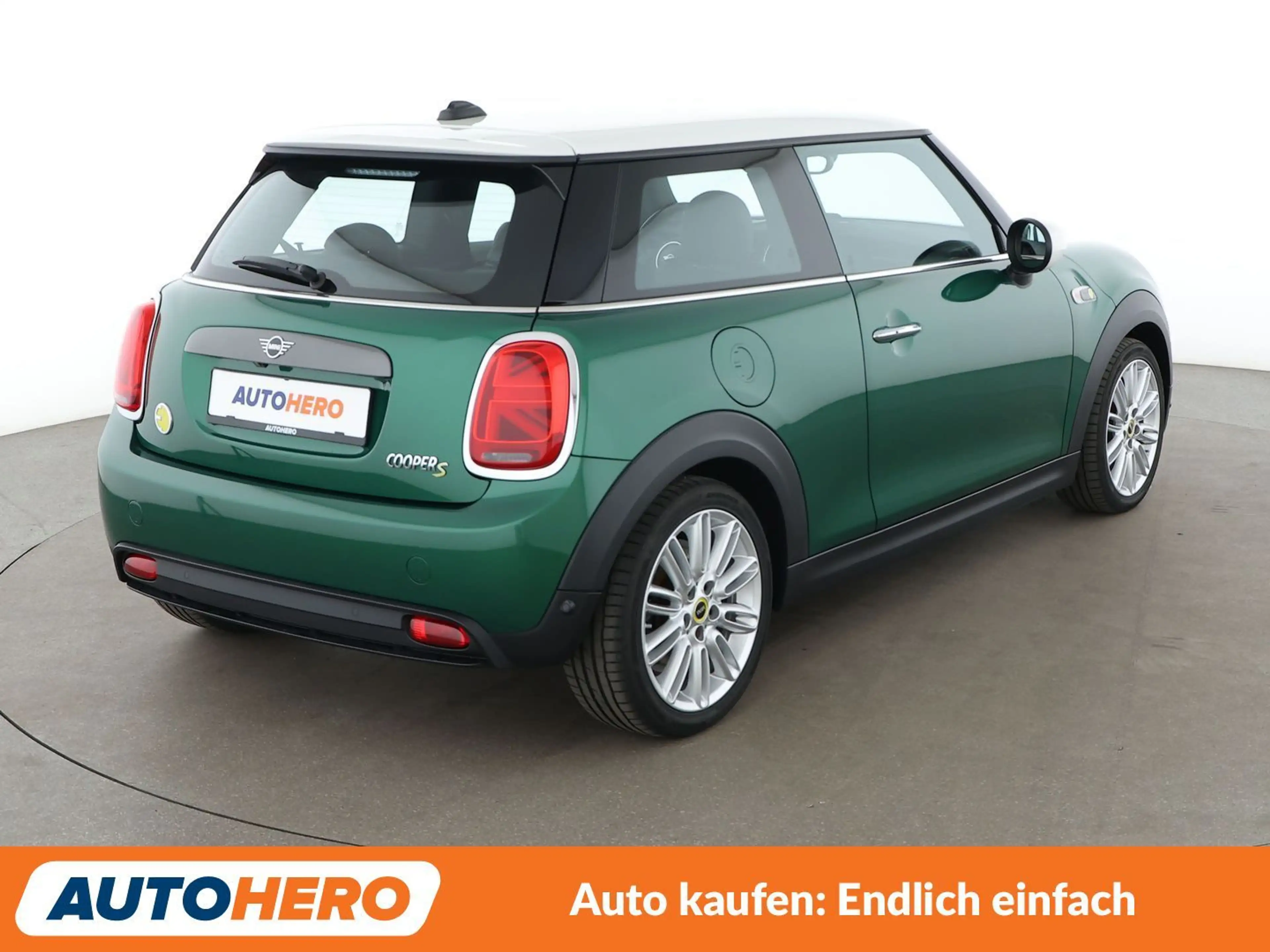 MINI Cooper SE Cooper SE Trim L Aut.*NAVI*HUD*LED* — photo 6