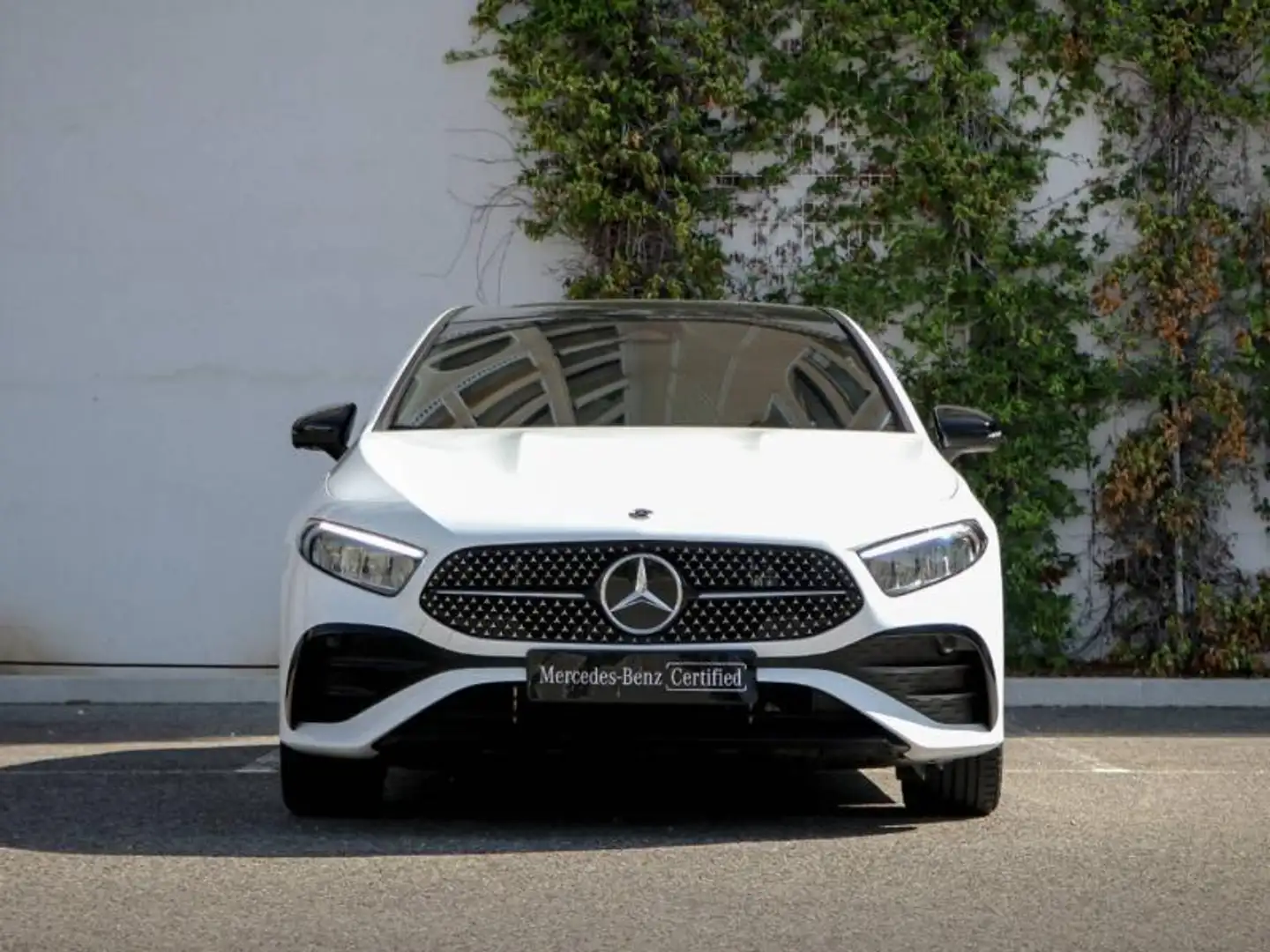 Mercedes-Benz A 250 250 e Hybrid EQ 163+109ch AMG Line 8G-DCT Blanc - 2