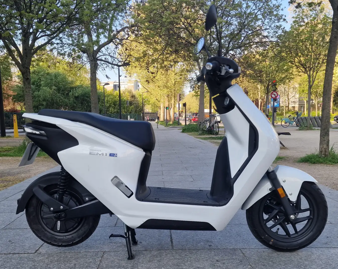 Honda EM1 e Blanc - 2