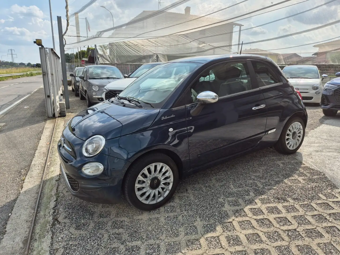 Fiat 500 500 1.0 hybrid Dolcevita 70cv Blauw - 1