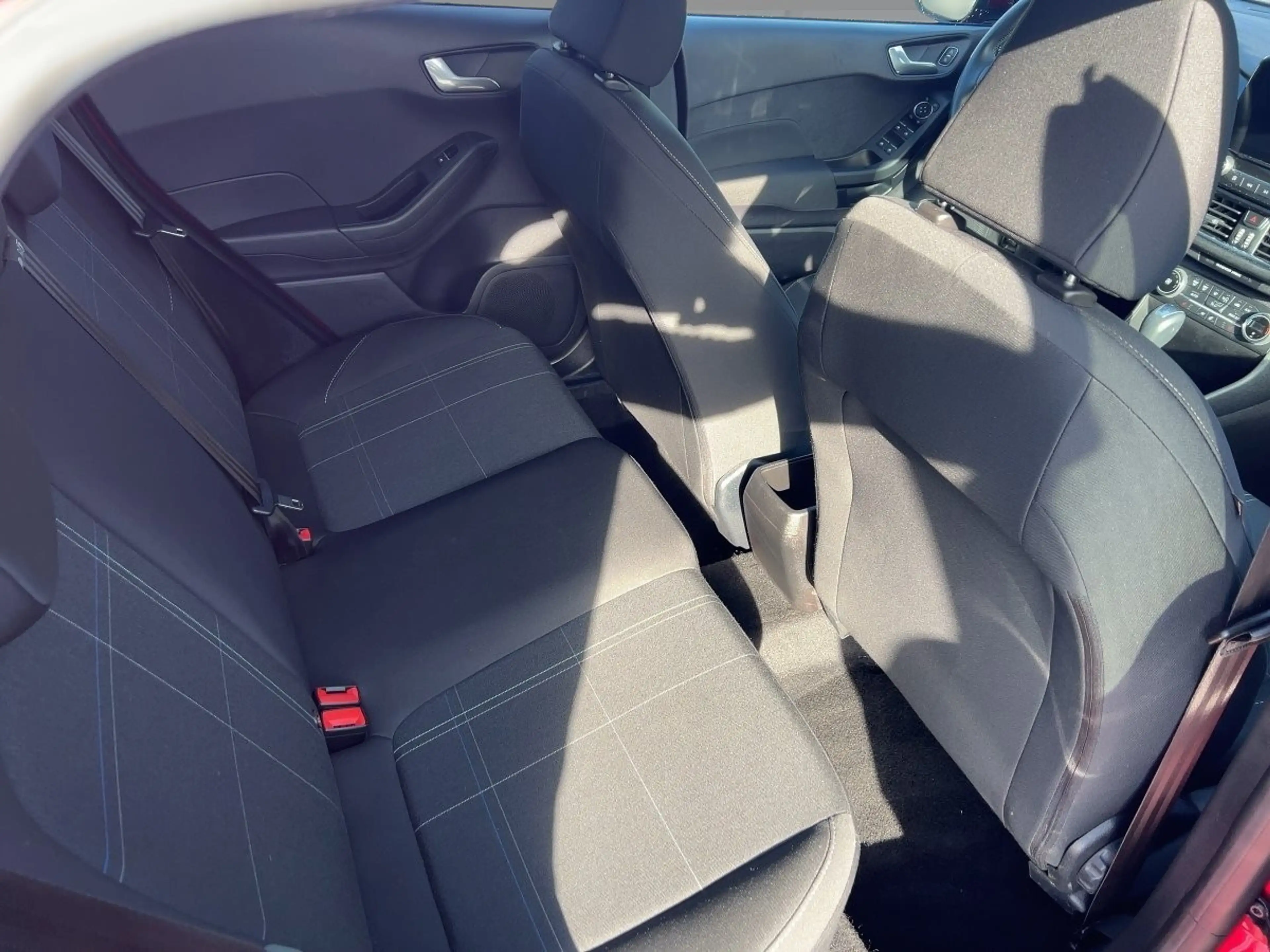 Ford Fiesta Cool & Connect 1.0 Aut. Rückfahrkamera — photo 11