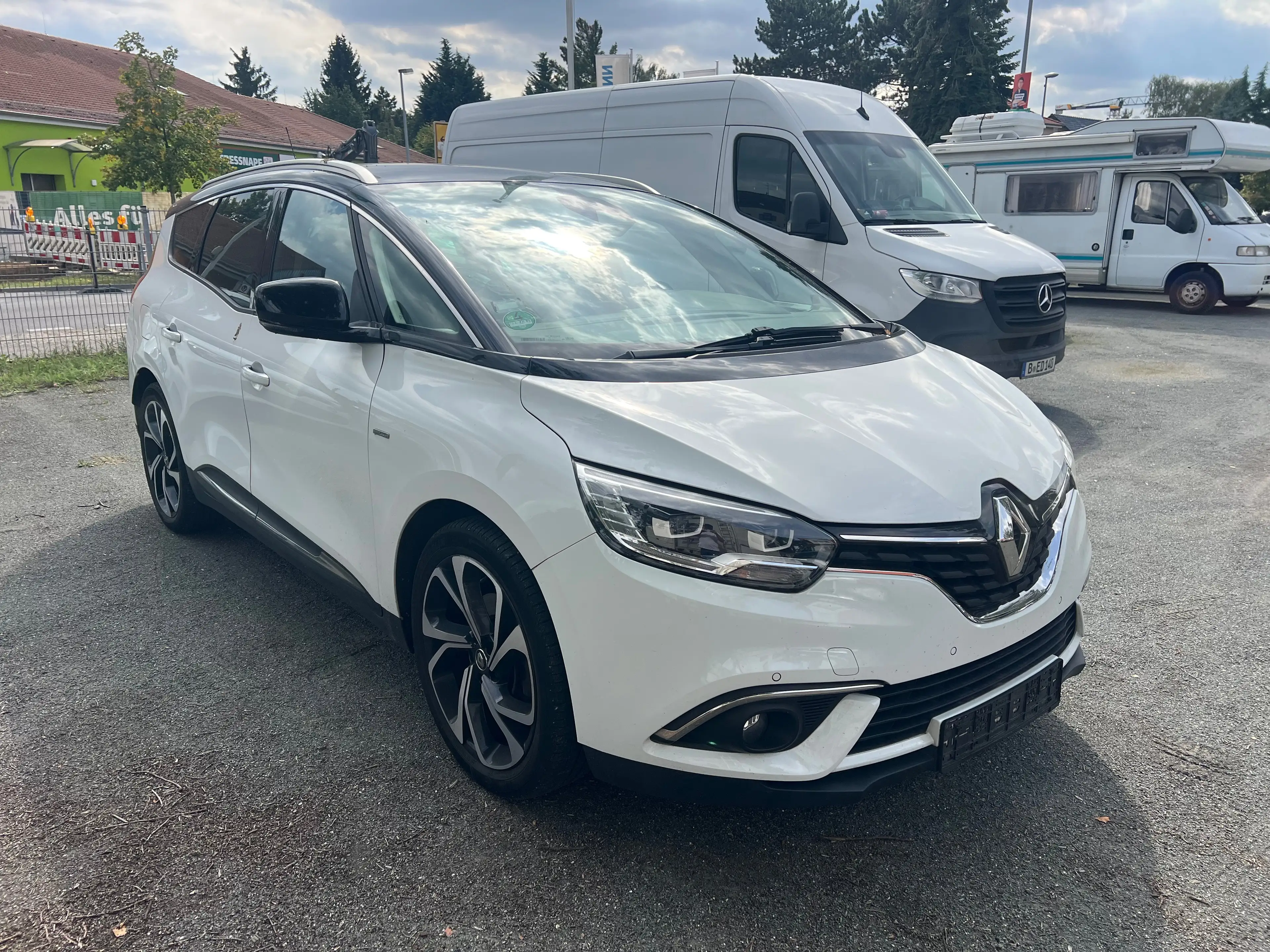 Renault Scenic Grand Scenic Bose 1.2 TCe 7-Sitzer *LEDER+MASAGE+E — photo 2
