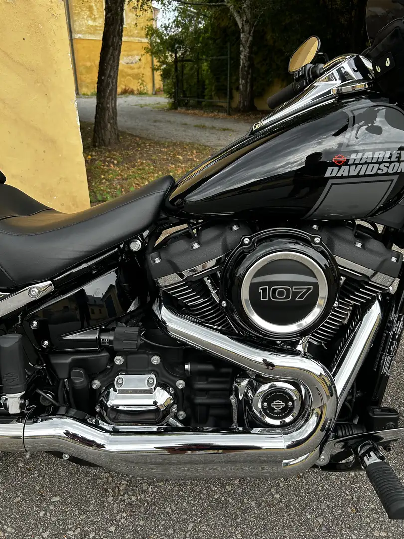 Harley-Davidson Sport Glide Schwarz - 2