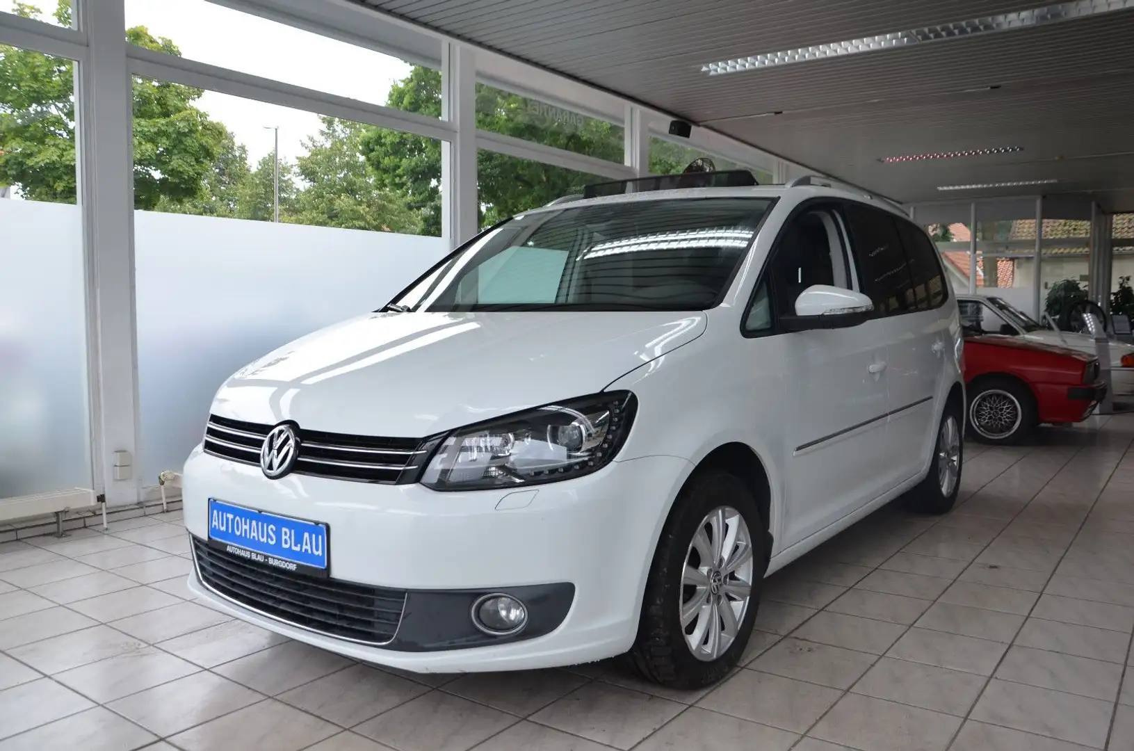 Volkswagen Touran 2.0 TDI Highline *DSG*NAVI*PANORAMA*AHK* Blanco - 1