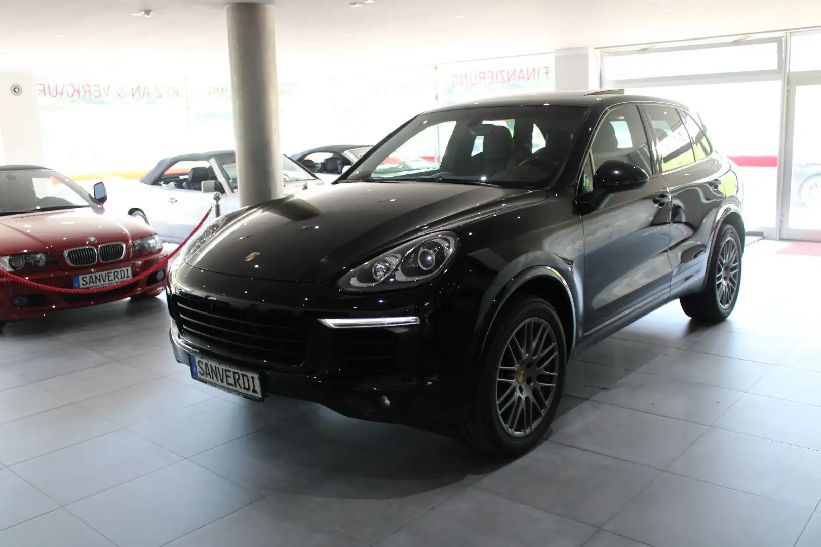 Porsche Cayenne 3.0 D PLATINIUM EDITION *SPORT DESIGN* Schwarz - 1