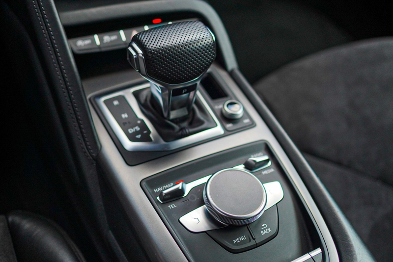 Audi R8 5.2 FSI quattro Spyder DE Fzg+Unfallfrei — photo 15