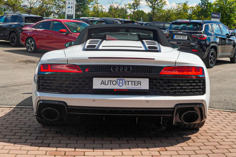 Audi R8 5.2 FSI quattro Spyder DE Fzg+Unfallfrei — photo 5