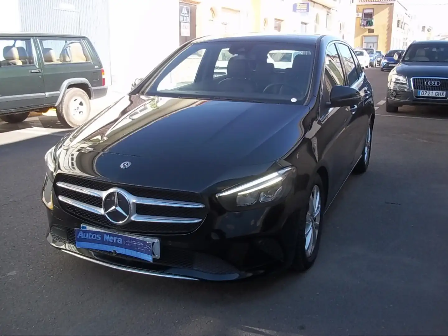 Mercedes-Benz B 200 200d 8G-DCT Negro - 2