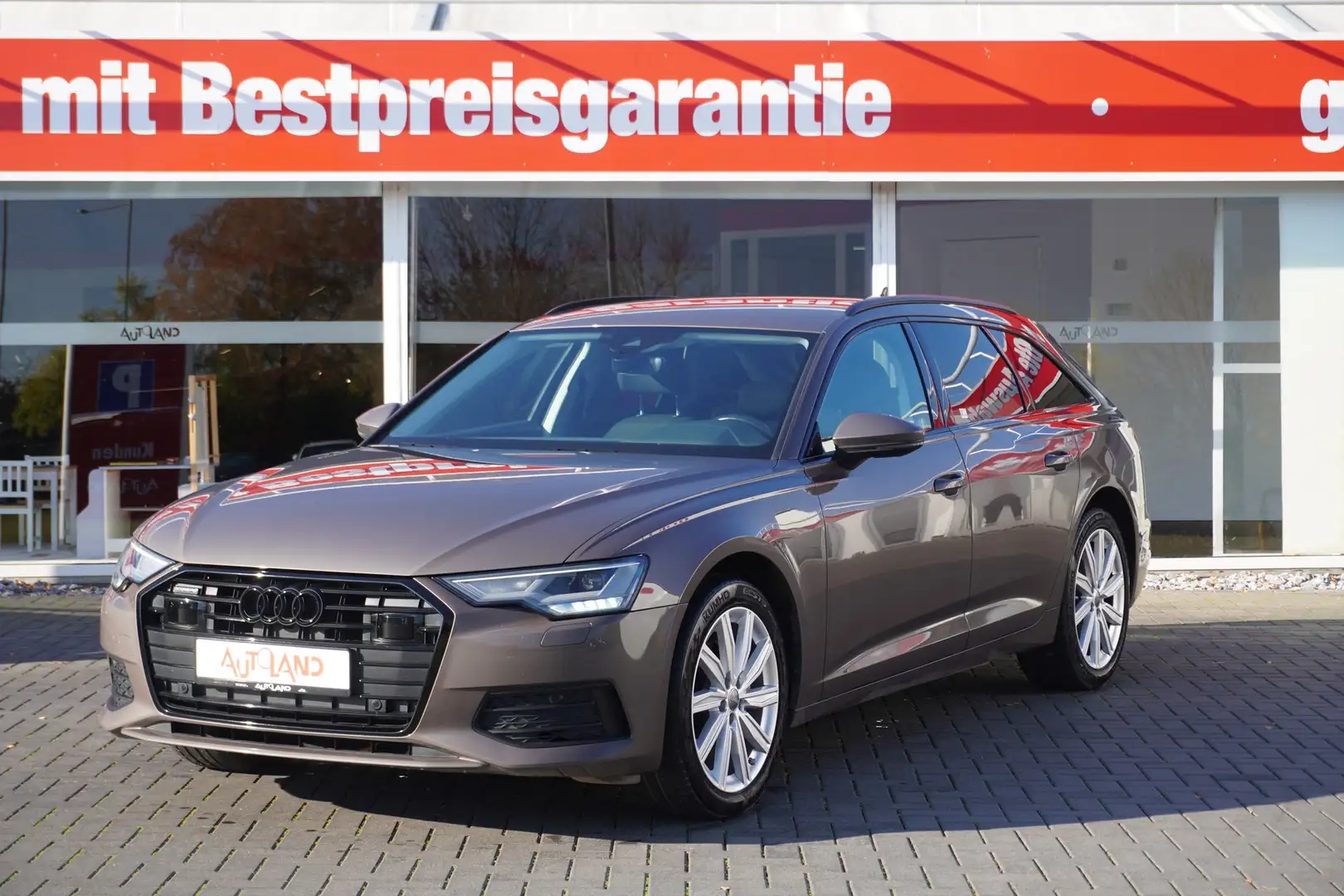Audi A6 Avant 40 2.0 TDI quattro LED Navi ACC Kamera Brun - 2