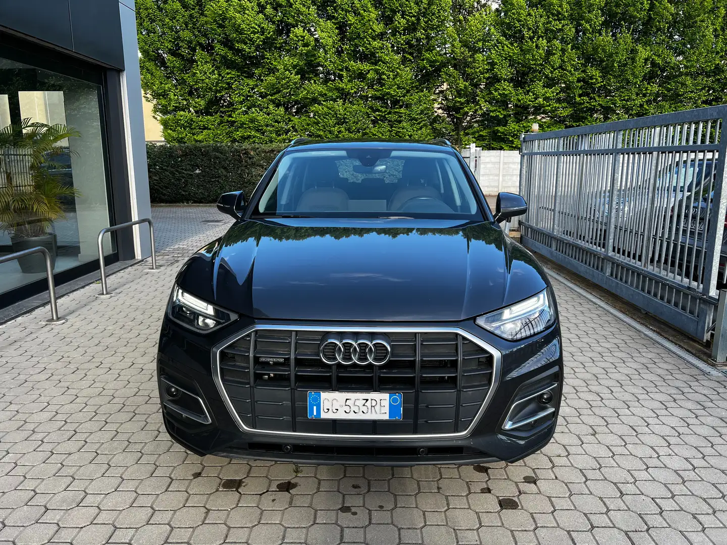 Audi Q5 Q5 40 2.0 tdi mhev 12V Business quattro s-tronic Grijs - 2